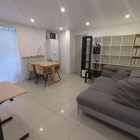 Апартаменты House 20 Min From Paris By Metro, Free Parking Кретей Экстерьер фото