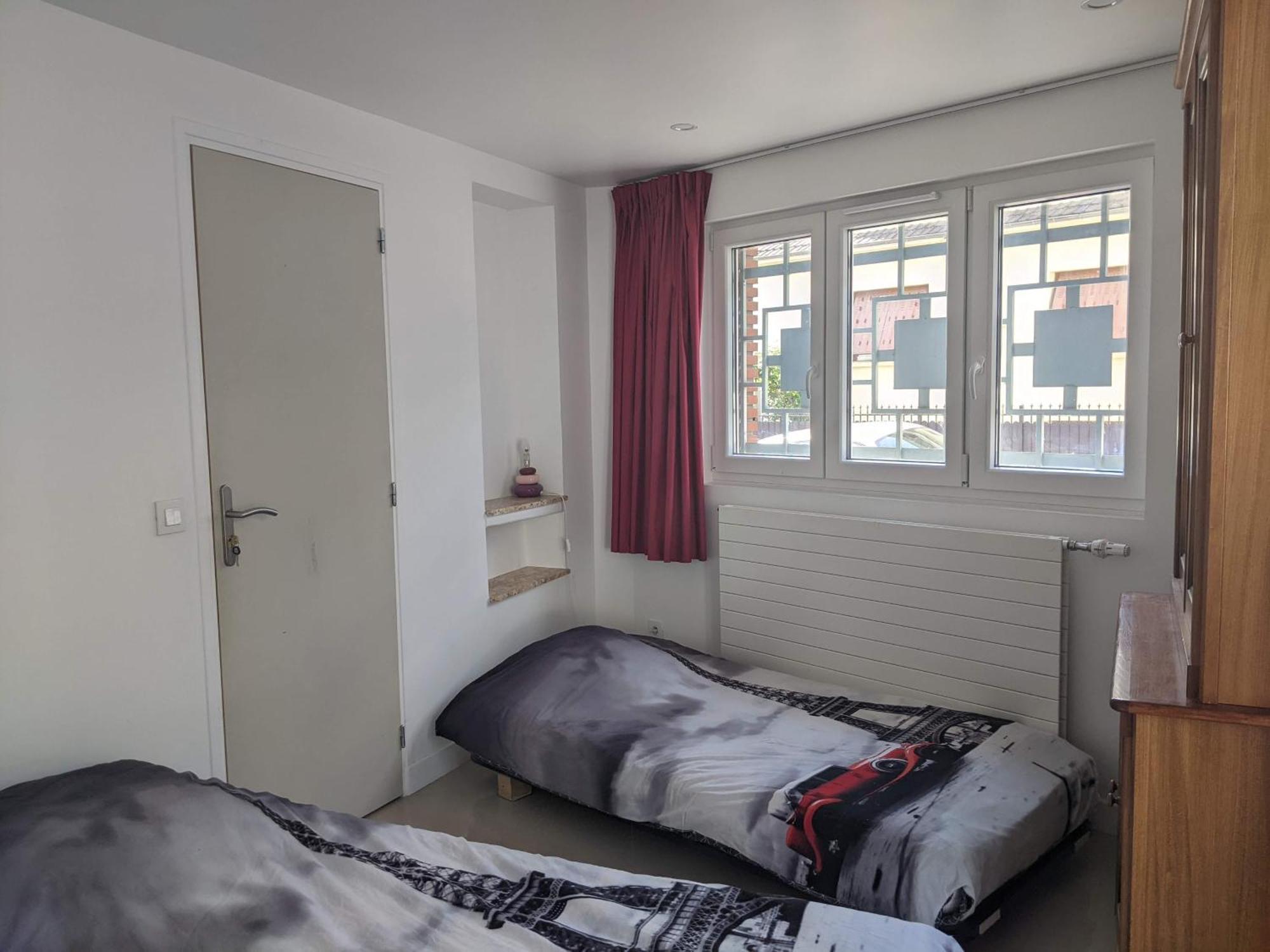 Апартаменты House 20 Min From Paris By Metro, Free Parking Кретей Экстерьер фото